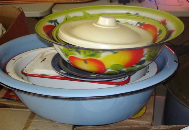 enamelware2.jpg