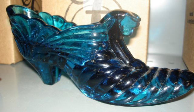 fentonblueshoe.jpg